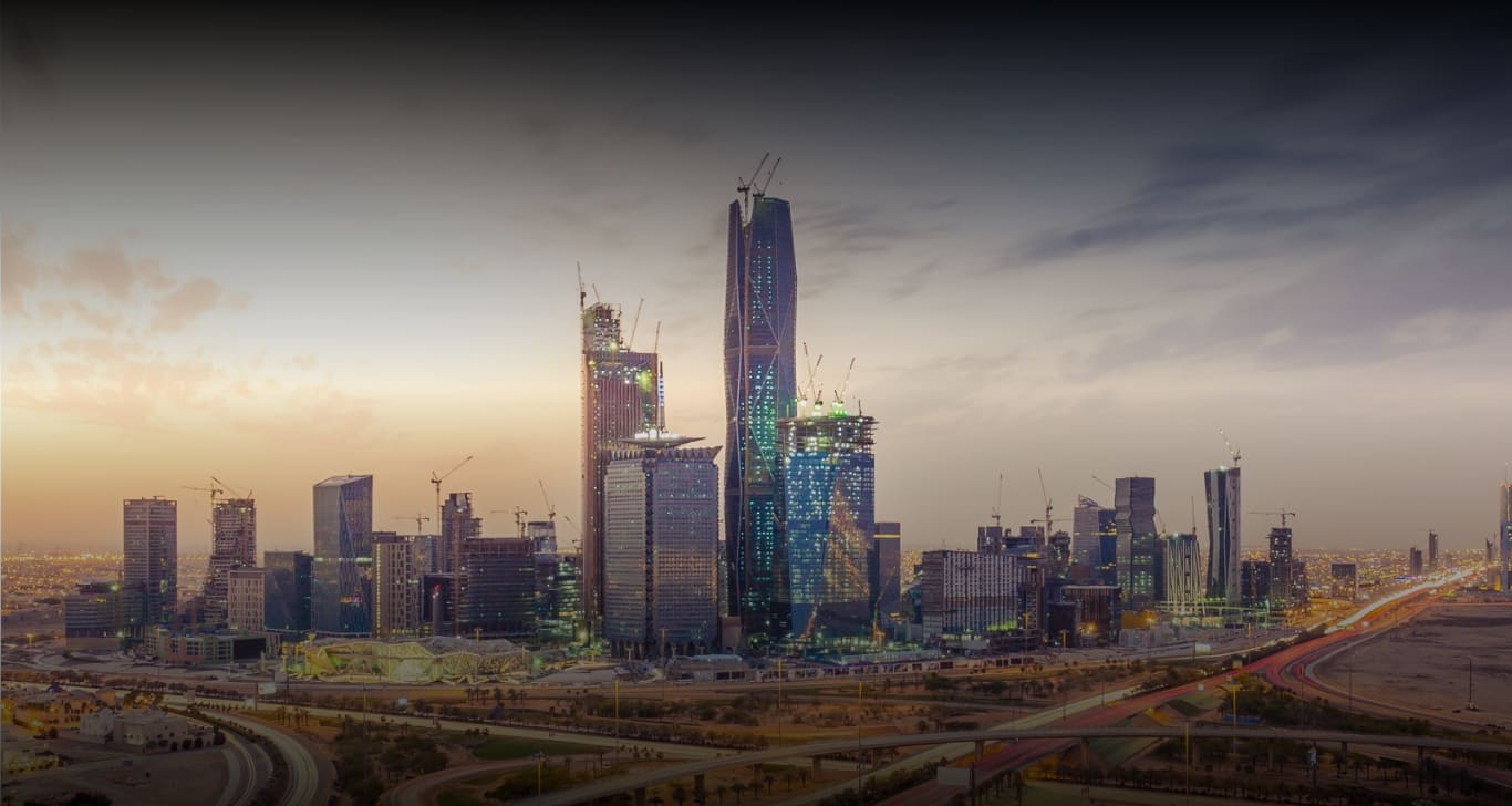 أهم قطاعات الاستثمار في السعودية للمستثمر الأجنبي 2025